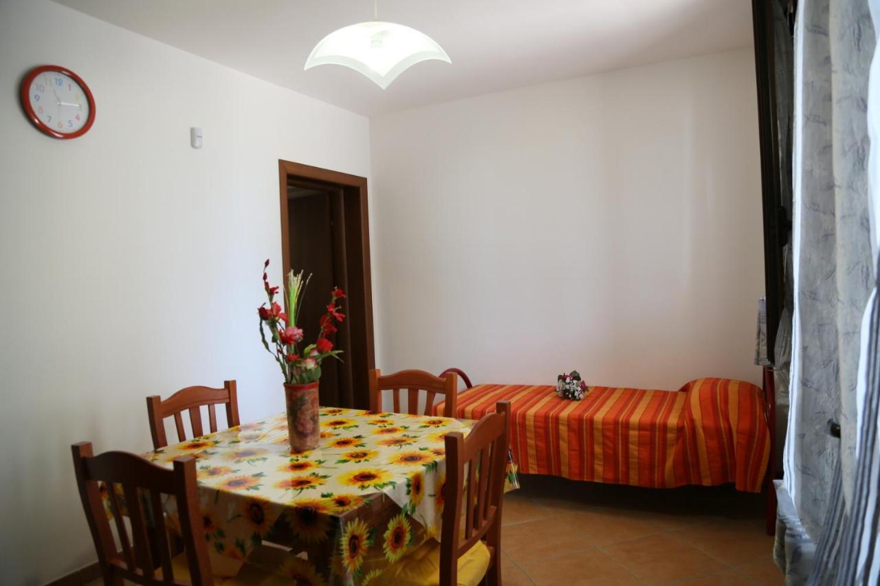 Damiavacanze Casa Vacanza Al Mare A Torre Vado Exterior foto