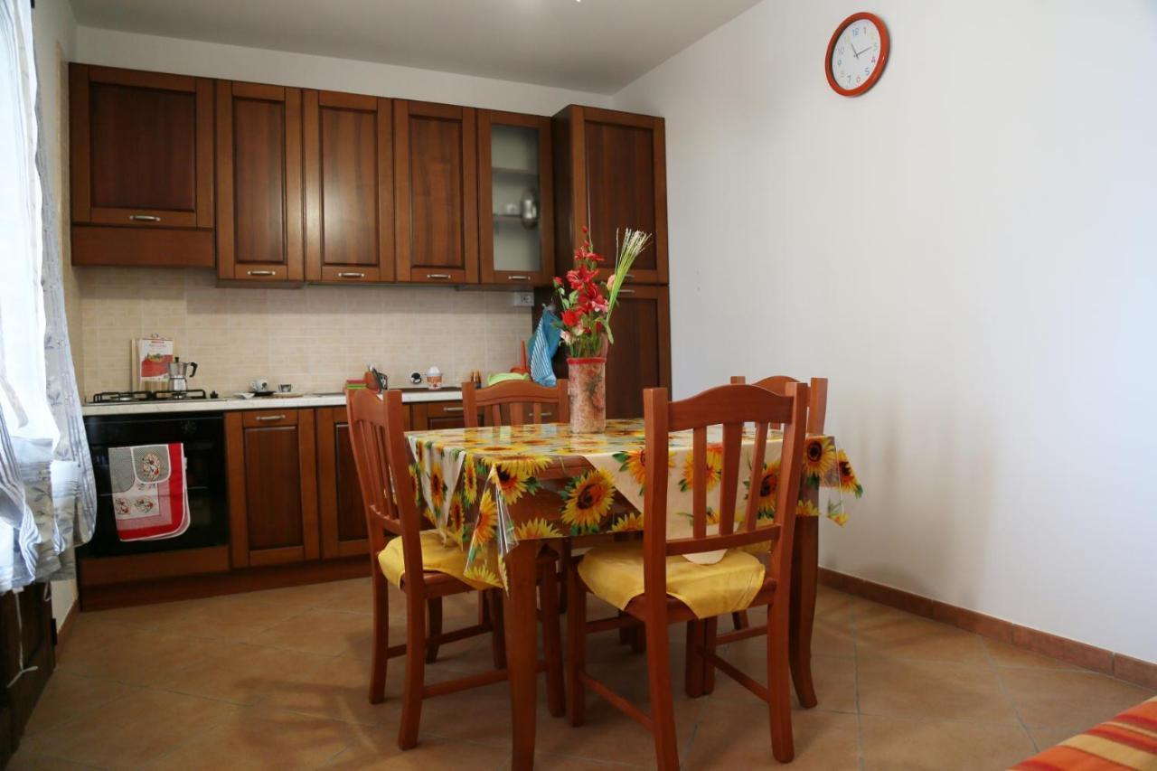 Damiavacanze Casa Vacanza Al Mare A Torre Vado Exterior foto